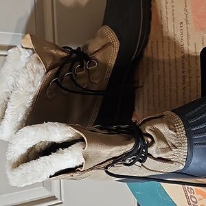 Mens Size 13 Sorel Badger Boots Beige & Black